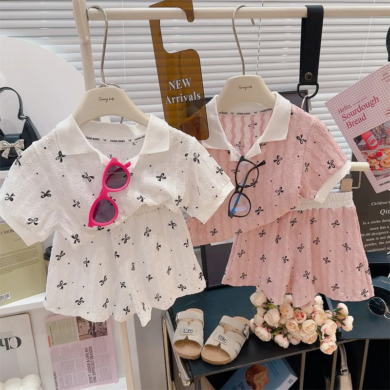 Conjunto bebé niña verano lazo y pantalón corto ligero