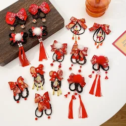 Diadema de borlas para niña – Tocado festivo tradicional