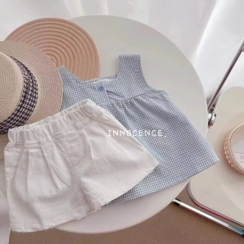 Conjunto verano niña de tirantes a cuadros con pantalón blanco