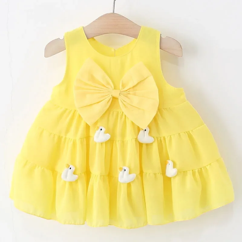 Ropa infantil de verano para niña, vestidos de gasa sin mangas con bonito lazo grande de dibujos animados coreanos, ropa para bebé, vestido de primer cumpleaños B077 - imagen 3