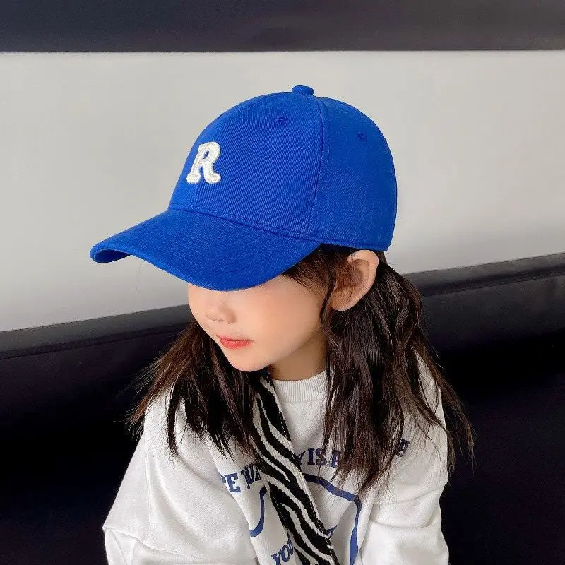 Gorra de béisbol premium niño – Visera pato color sólido - imagen 5