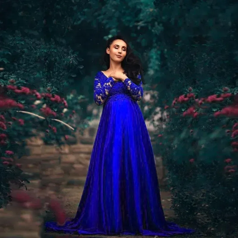 Vestido premamá de encaje elegante para sesión fotográfica - imagen 4