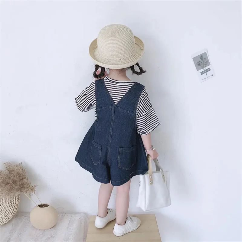 Pantalones cortos holgados con correa para el hombro para niños, Shorts de vaquero para niñas de 1 a 8 años, verano, 2024 - imagen 2