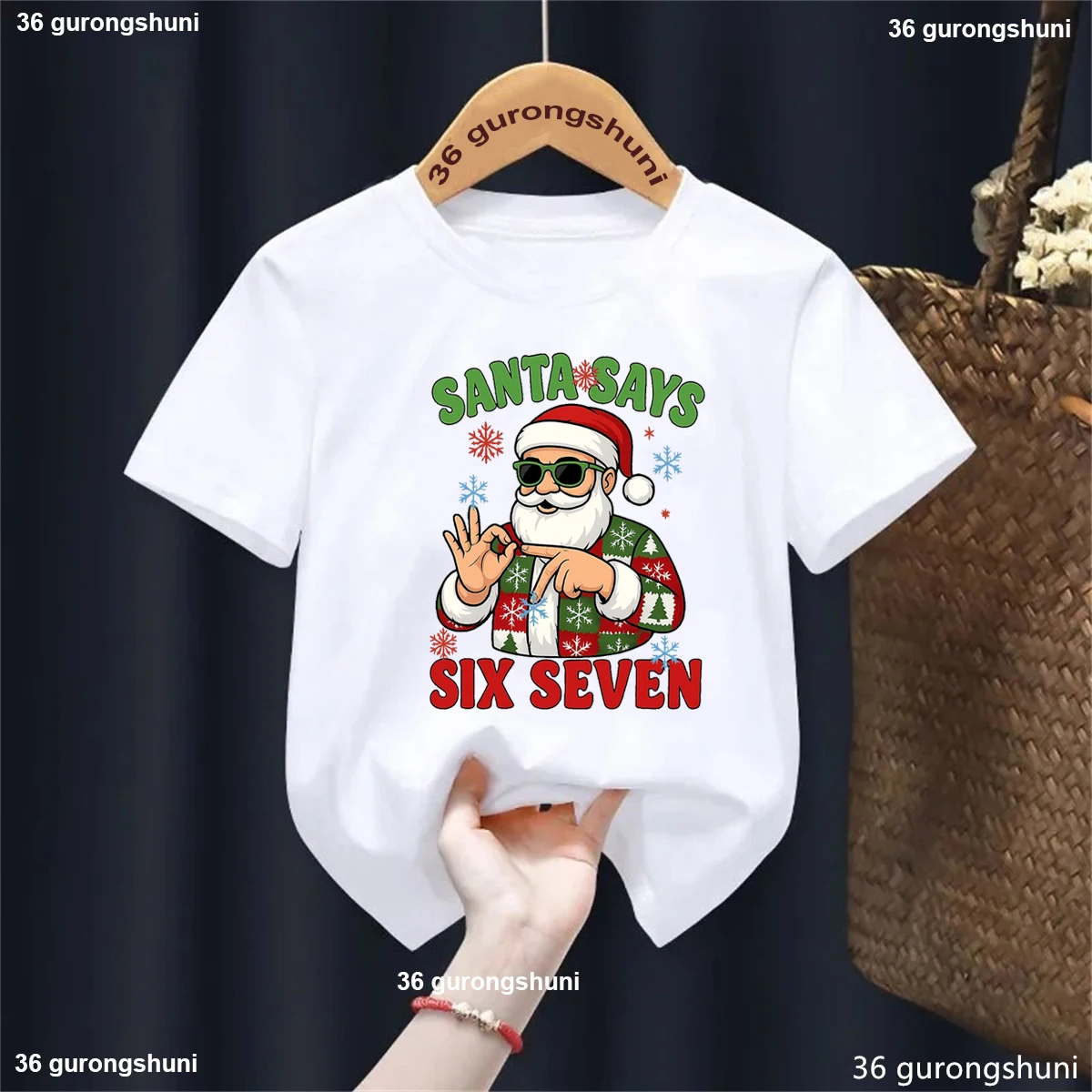 Camiseta con estampado con dibujo de Santa dice seis siete 67 Meme, camiseta de regalo de Navidad para niñas y niños, ropa divertida para niños, camiseta sólida - imagen 2