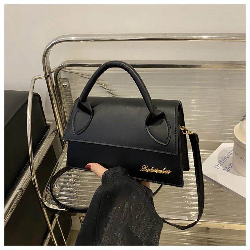 Bolso cuadrado pequeño para mujer, bolsos sencillos franceses, bolsos cruzados informales de un solo hombro, bolso de mano con letras doradas a la moda de cuero Pu - imagen 5