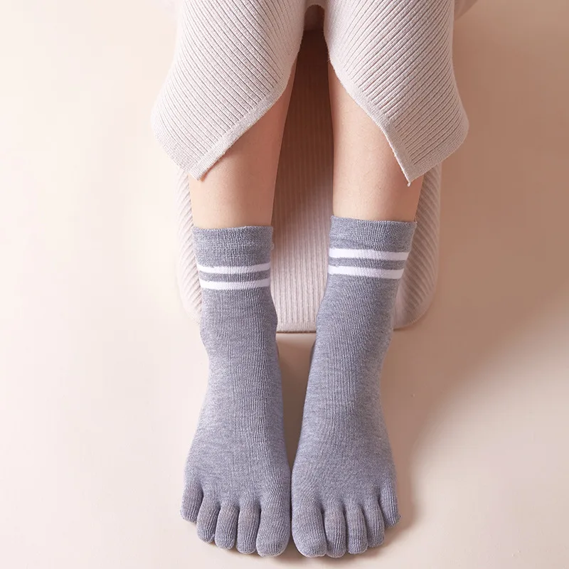 1 par de calcetines con dedos de algodón a rayas para niños de 4 a 12T, calcetines cortos transpirables informales con cinco dedos para niños y niñas - imagen 3