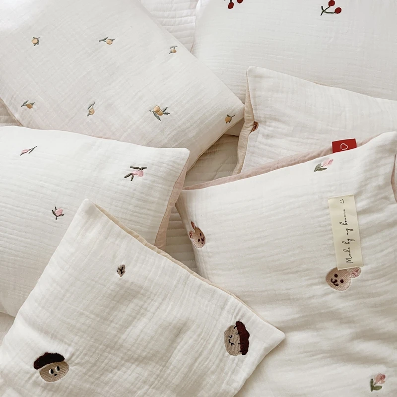 Venta al por mayor, funda de almohada de muselina para bebé recién nacido, funda de almohada de algodón con bordado de oso y conejito, sin necesidad de relleno - imagen 2