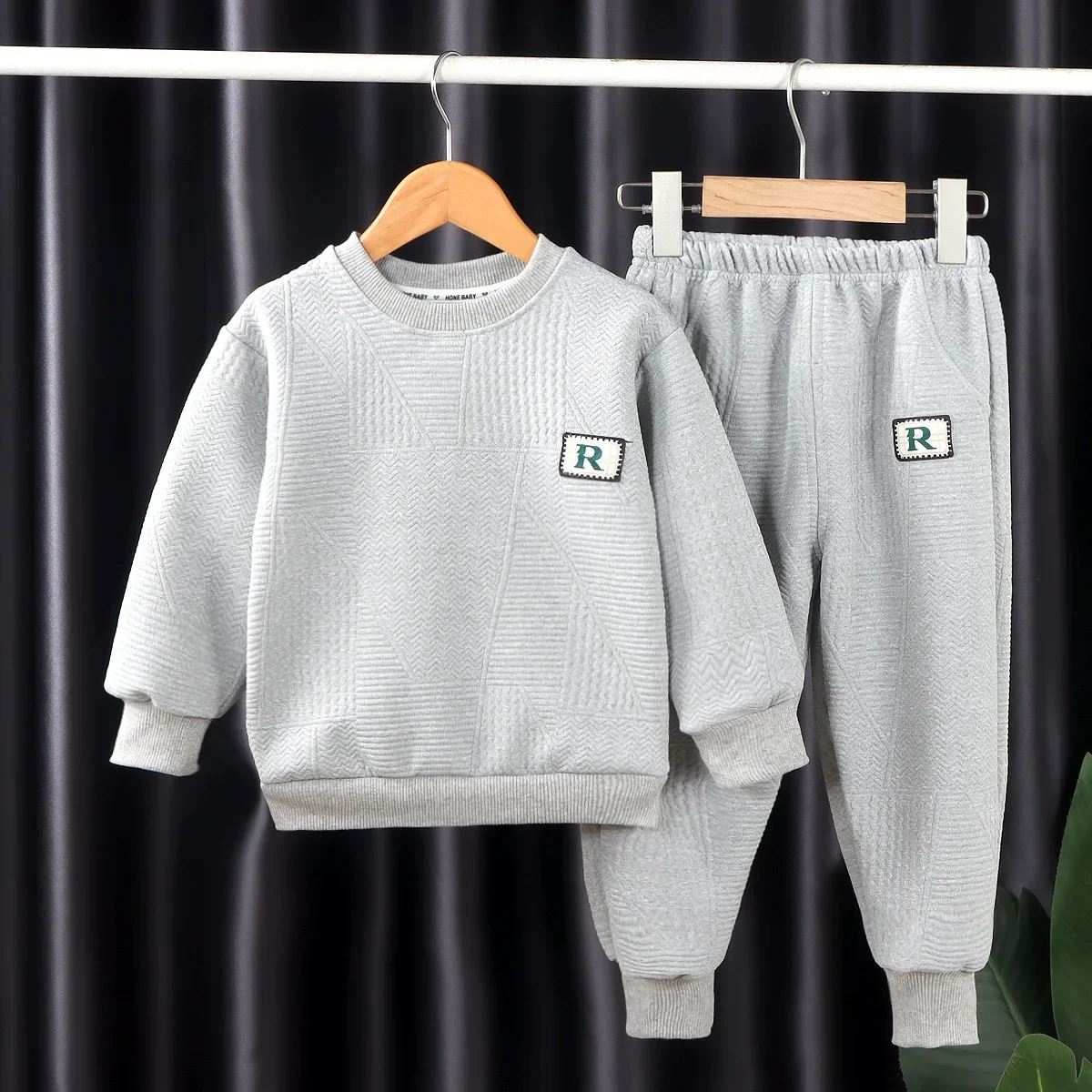 Conjunto bebé manga larga con letras algodón – Camiseta y pantalón - imagen 3