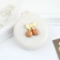 white bow
