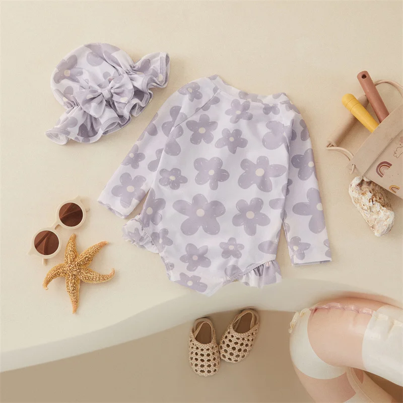 Bañador Tregren manga larga con estampado floral y gorrito para niña - imagen 4