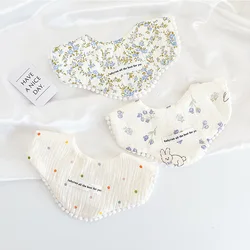 Pack 3 baberos impermeables de gasa algodón para niña – Estampa floral