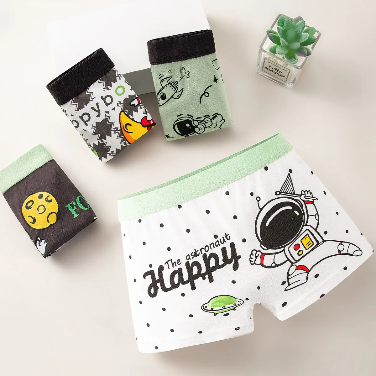 Calzoncillos Boxer de algodón elástico de 4 piezas para niños, ropa interior cómoda para niños, calzoncillos Boxer con patrón de galaxia y astronauta fresco para niños - imagen 3