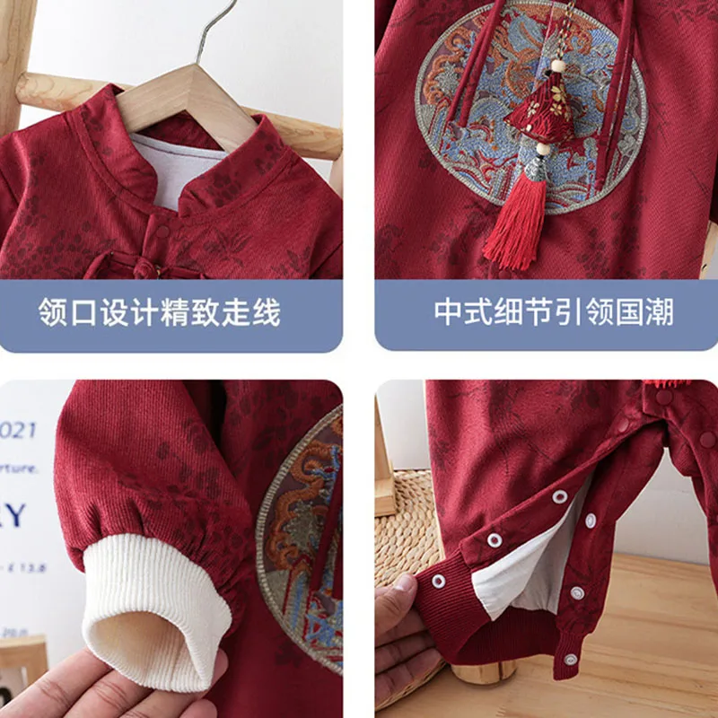 Mono rojo bordado para niño – Algodón suave - imagen 4