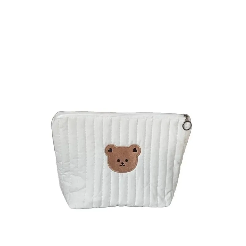 Bolso de pañales acolchado con bordado animal – Práctico diario bebé - imagen 3