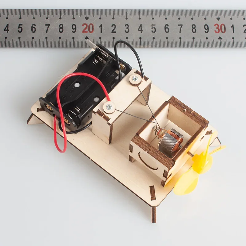 Kit científico con circuitos magnéticos para niños - imagen 3