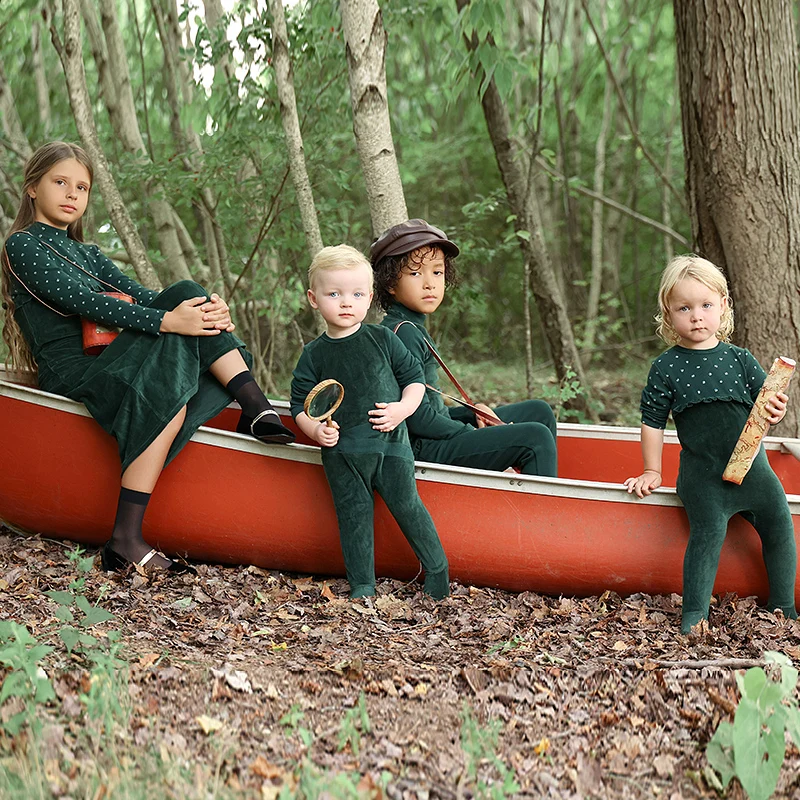 AA-bata acanalada de terciopelo y otoño e invierno para niños y niñas, ropa a juego para la familia, mameluco para bebé, camisón para niña con estampado floral acanalado