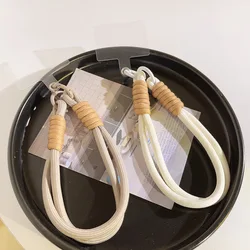 Llavero de cordón trenzado con nudo antipérdida para funda de teléfono