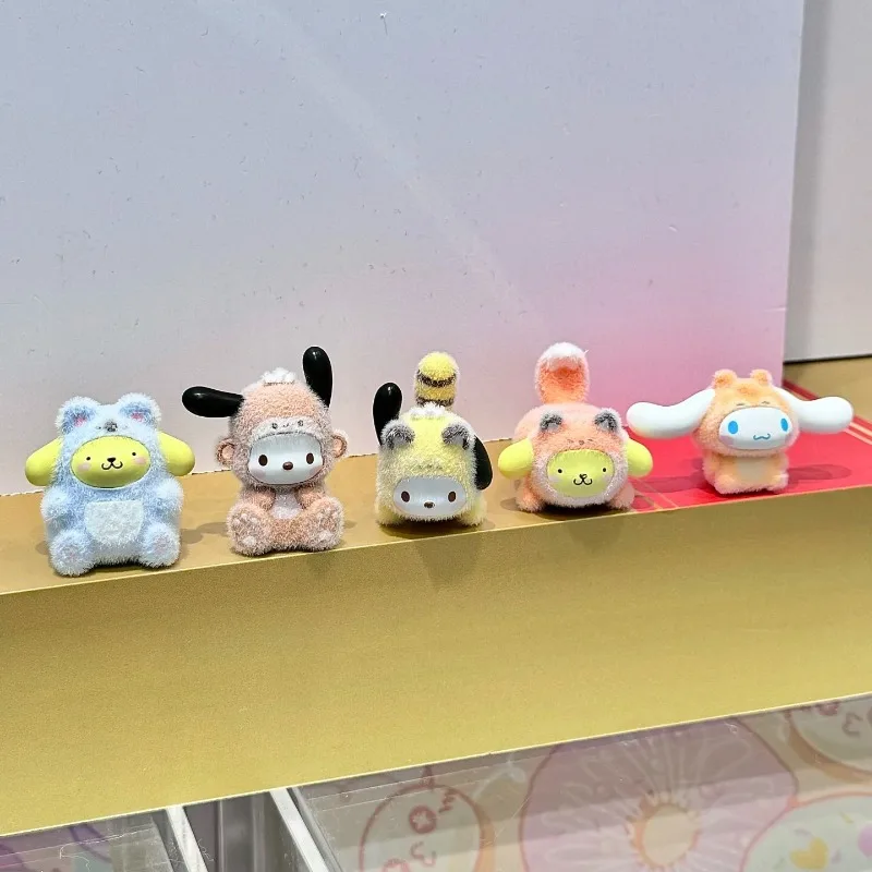 Sanrio personajes caja ciega juguetes Perrito bosque amigos grupo lindo frijoles disfraces de animales Pochacco Pompompurin muñeca regalos para niños - imagen 3