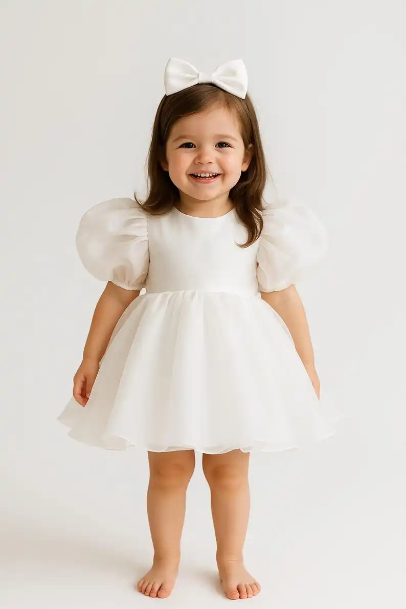 Vestido de bebé de organza blanca: vestido de niña de flores con mangas abullonadas, boda, elegante hecho a mano - imagen 3