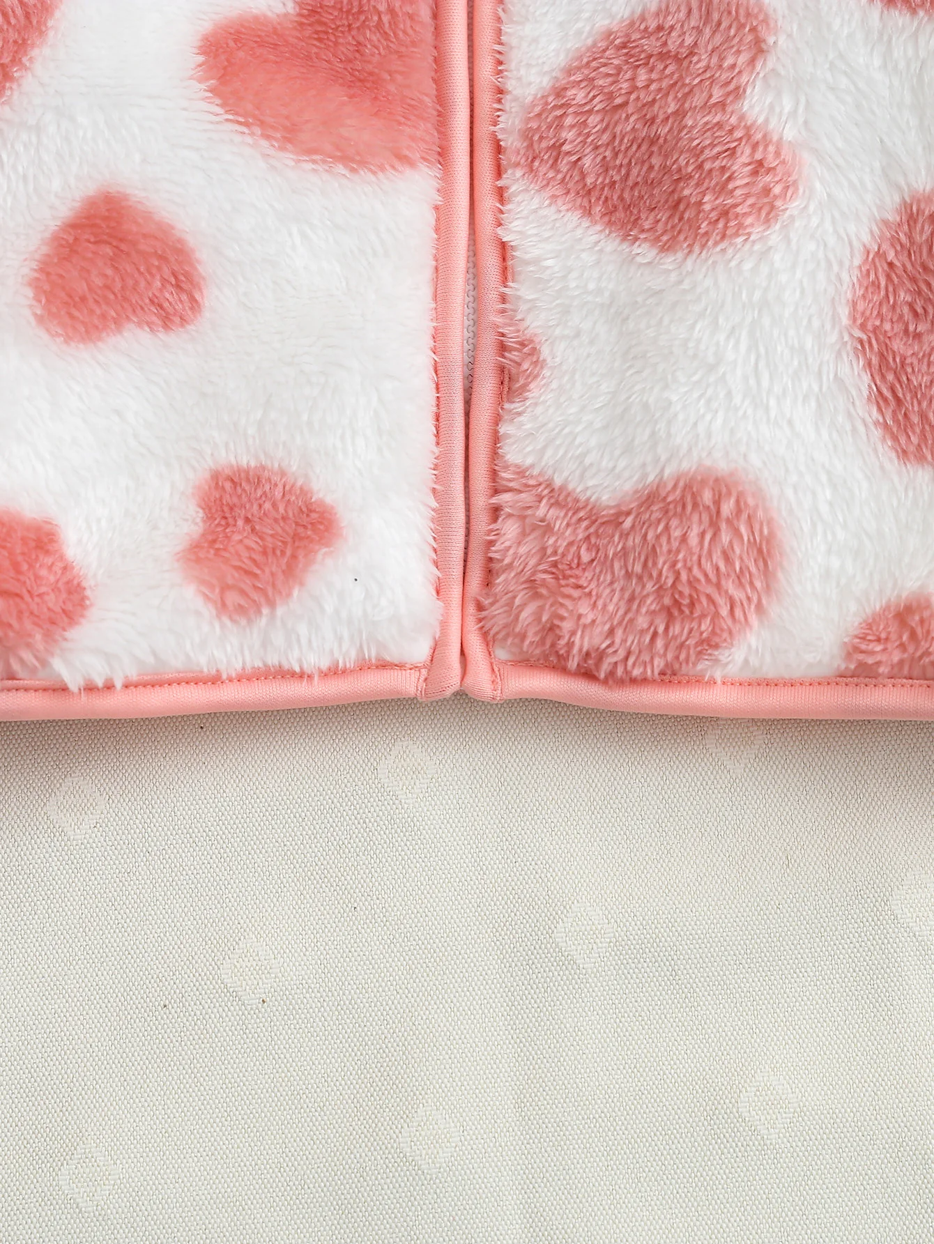 Cárdigan blanco de invierno para niña con corazones rosas estampado - imagen 5