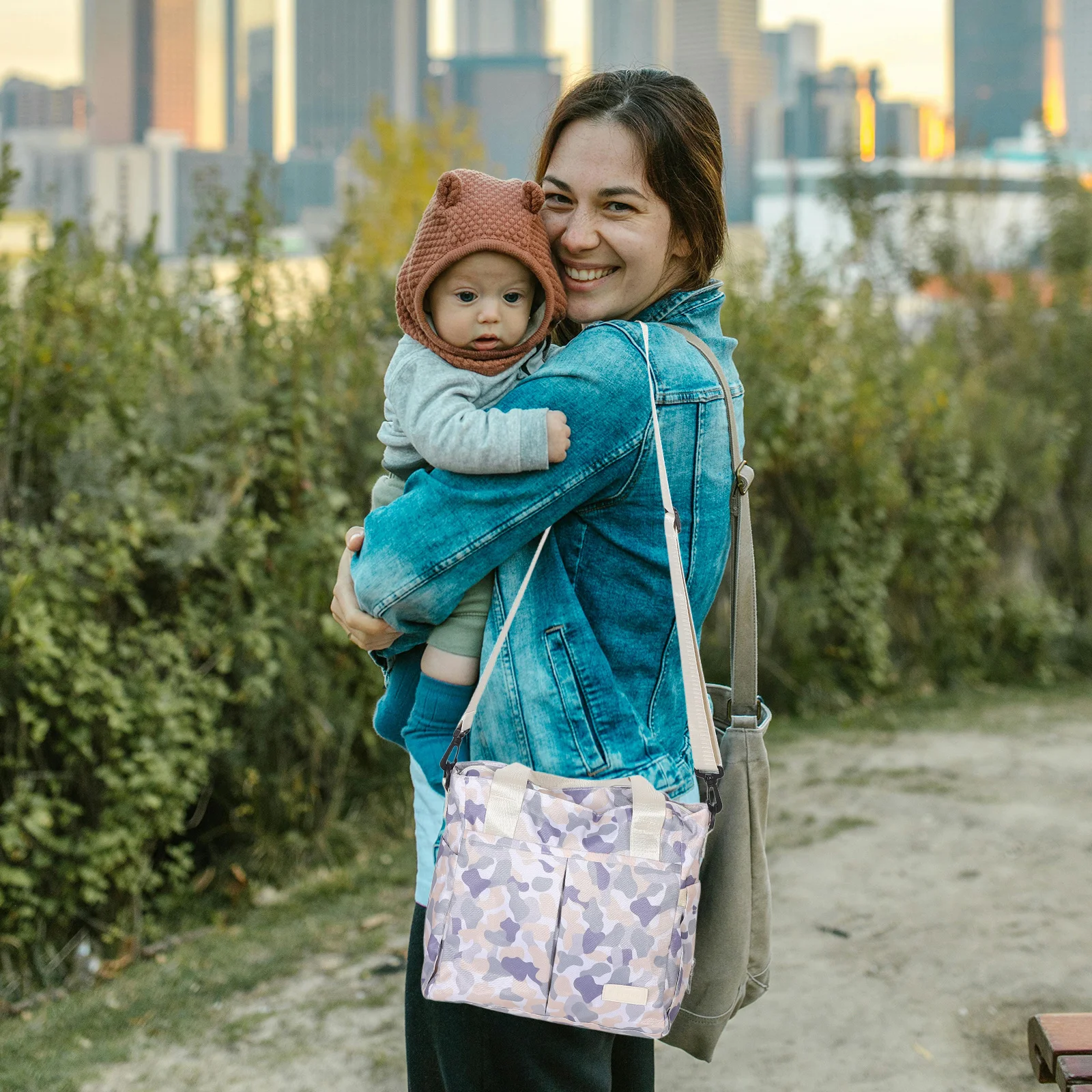 Mommy Tote Bag Large Capacity Lightweight Multifunction Travel Hospital Tote with Wet Dry Separation Organizer