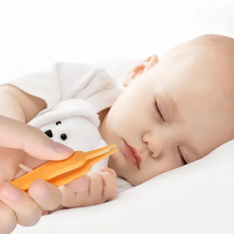Pinzas de plástico para bebés, herramienta limpiadora de nariz, pinzas de seguridad para niños, pinzas de limpieza, suministros para el cuidado de la cavidad Nasal para niños pequeños, elementos esenciales para bebés - imagen 3