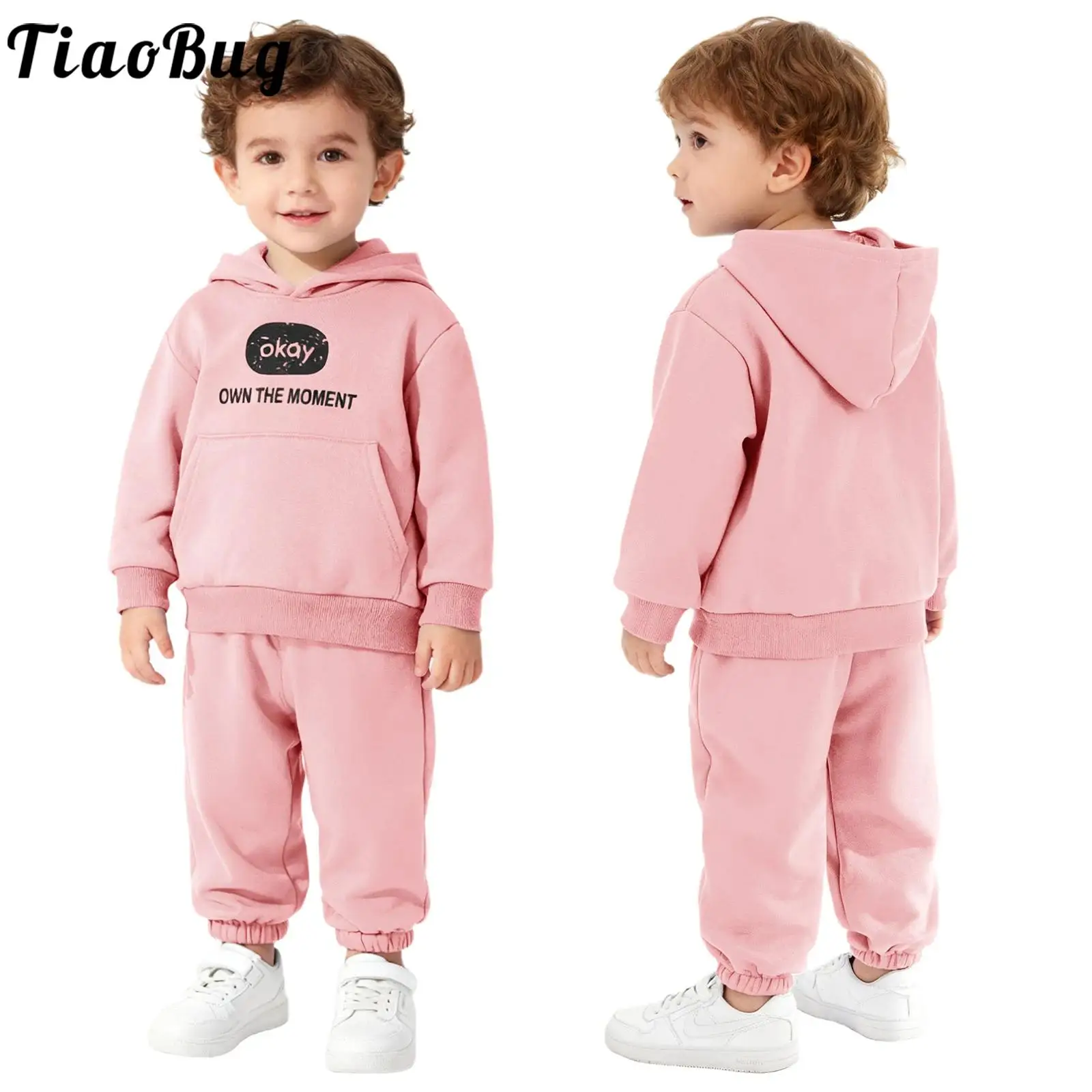 Chándal infantil con capucha – cómodo y resistente para niño