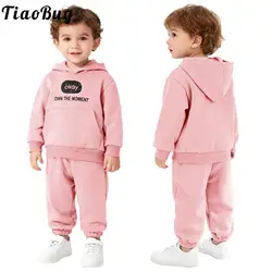 Chándal infantil con capucha – cómodo y resistente para niño