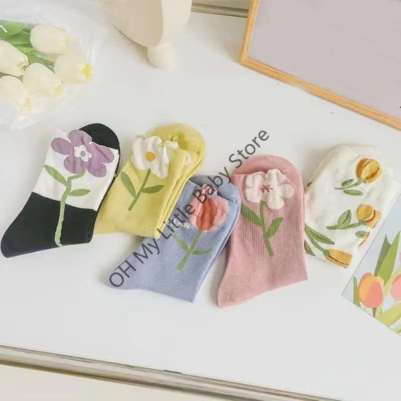 M76C Preppy Styles Middle Tube Socks For Women and Girls Vintage Flower Pattern Knitwear Breathable Hosiery for Pants Skirt - imagen 2