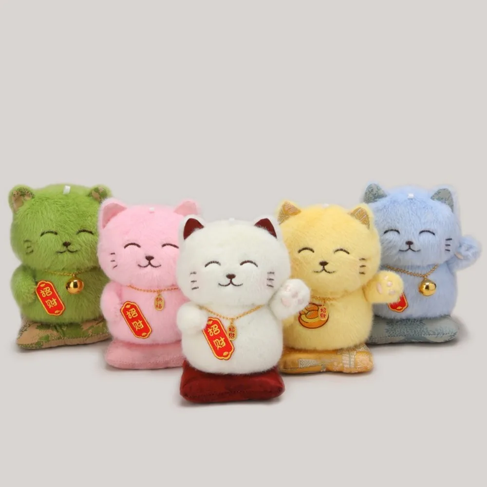 Gato de peluche navideño con collar de la suerte blando