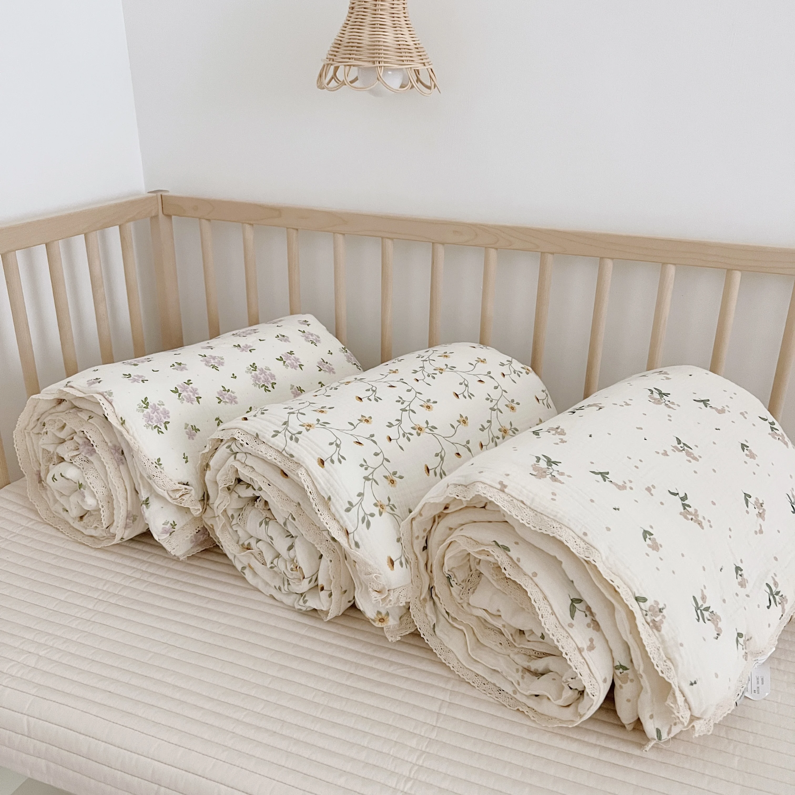Manta de muselina acolchada algodón floral vintage para bebés niña - imagen 4