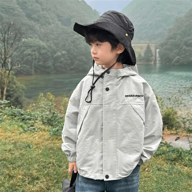 Chaqueta cortavientos impermeable transpirable con capucha para niño - imagen 2