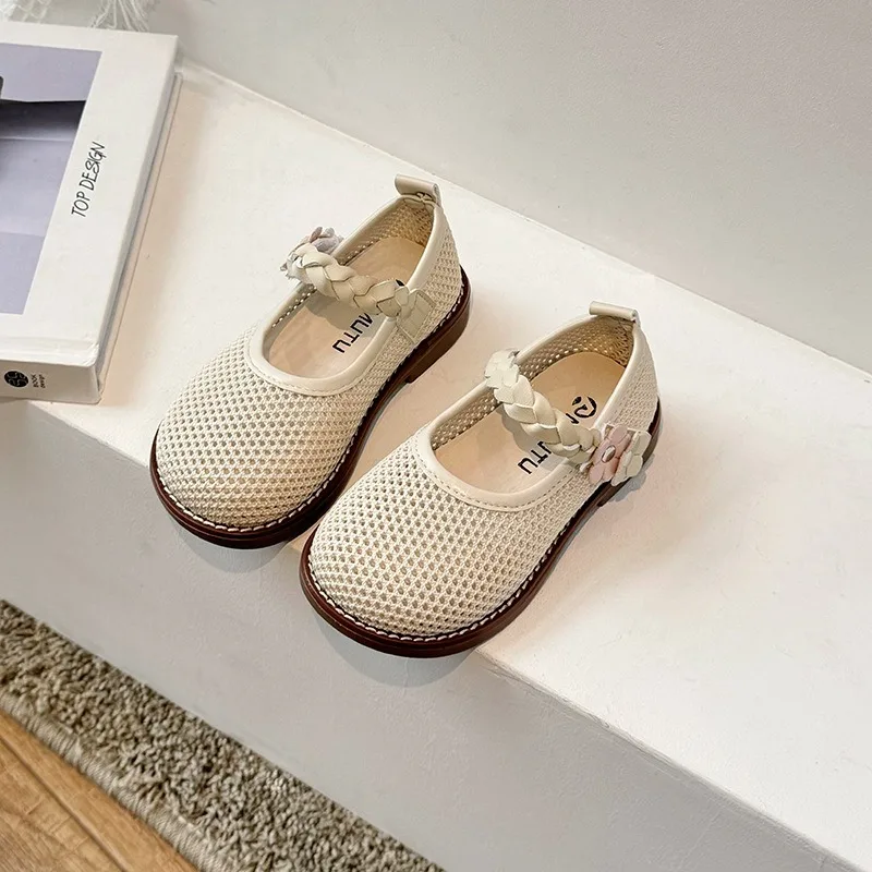 Sandalias para niñas, zapatos deportivos informales para niños, zapatos planos sencillos de malla para exteriores, cómodos y antideslizantes, otoño 2025 - imagen 3