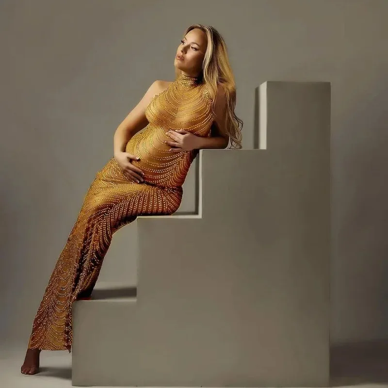 Vestido premamá halter elástico con pedrería para sesión fotos