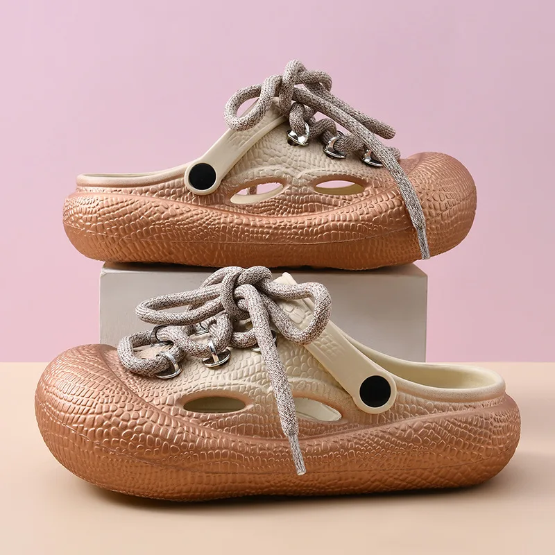 Sandalias plataforma verano niños – Cordones, doradas y plateadas - imagen 3