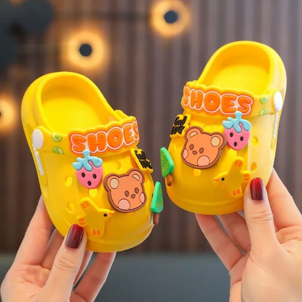 Sandalias antideslizantes de EVA para niños con diseño oso