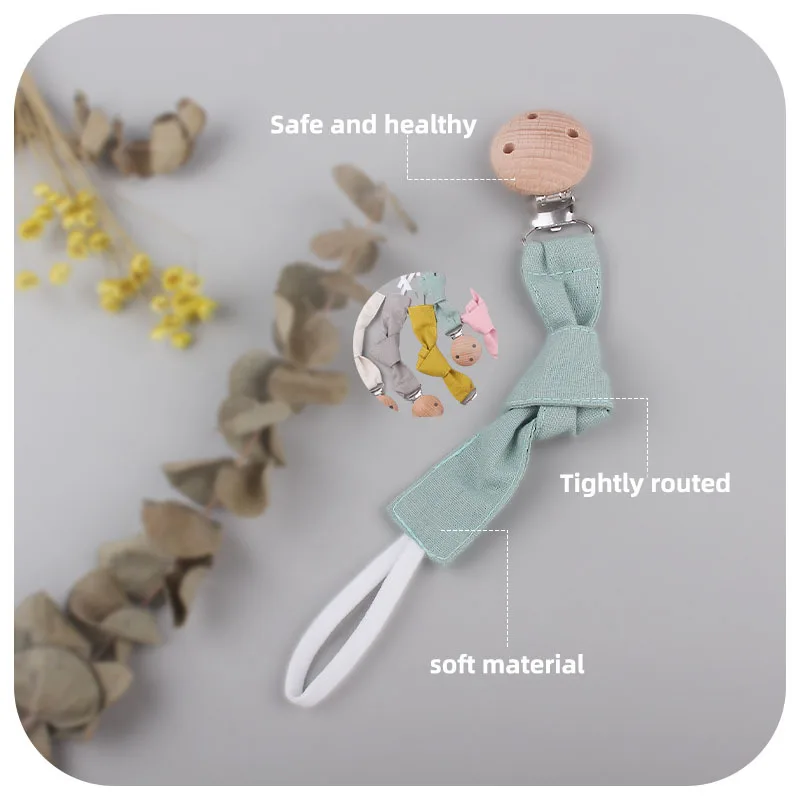 Clip de madera natural para chupete seguro y mordible infantil - imagen 4