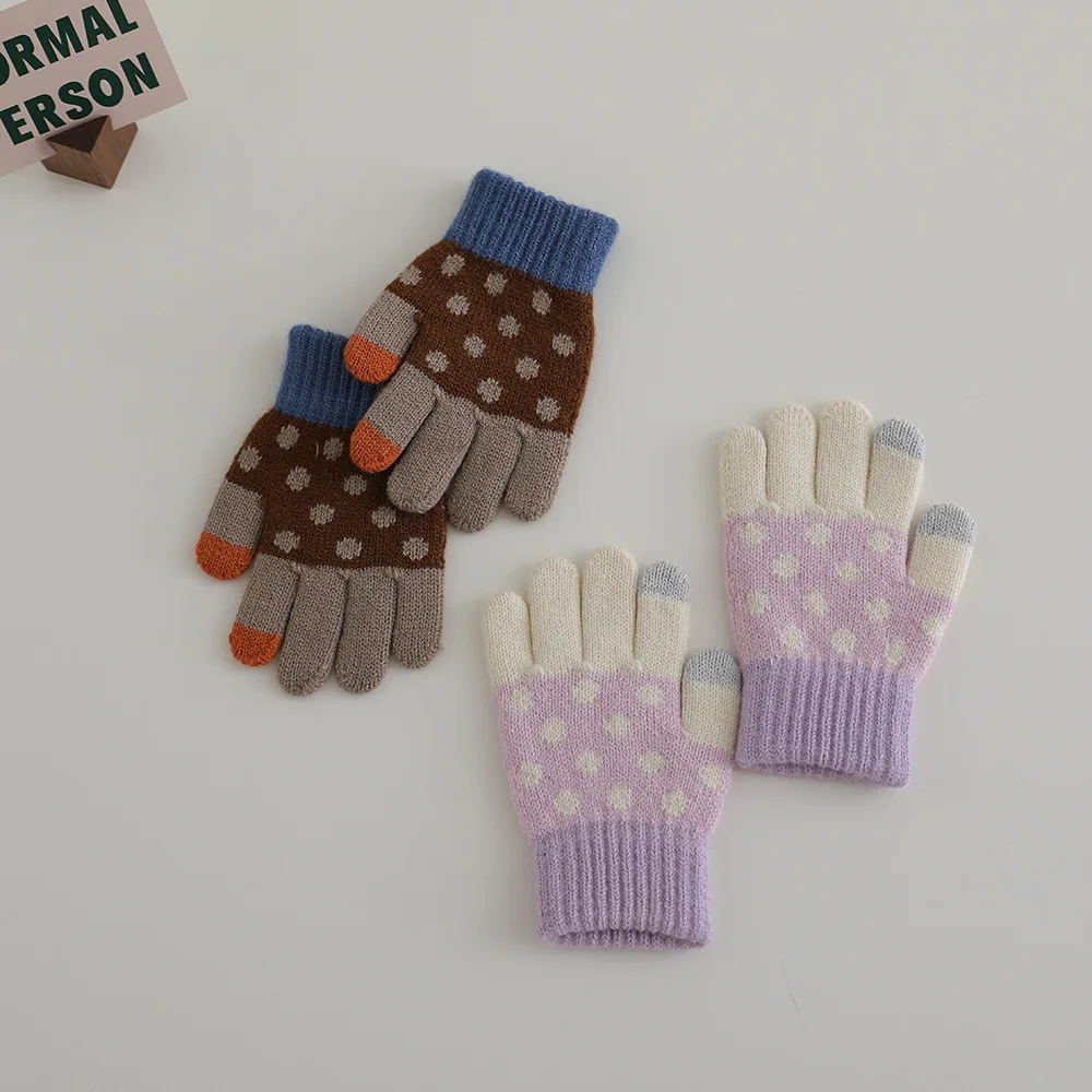 Guantes Retro de Jacquard para niños de 2 a 6 años, manoplas con dedos completos peludas de felpa para bebé, guantes de escritura suaves para mantener el calor, novedad de invierno - imagen 2
