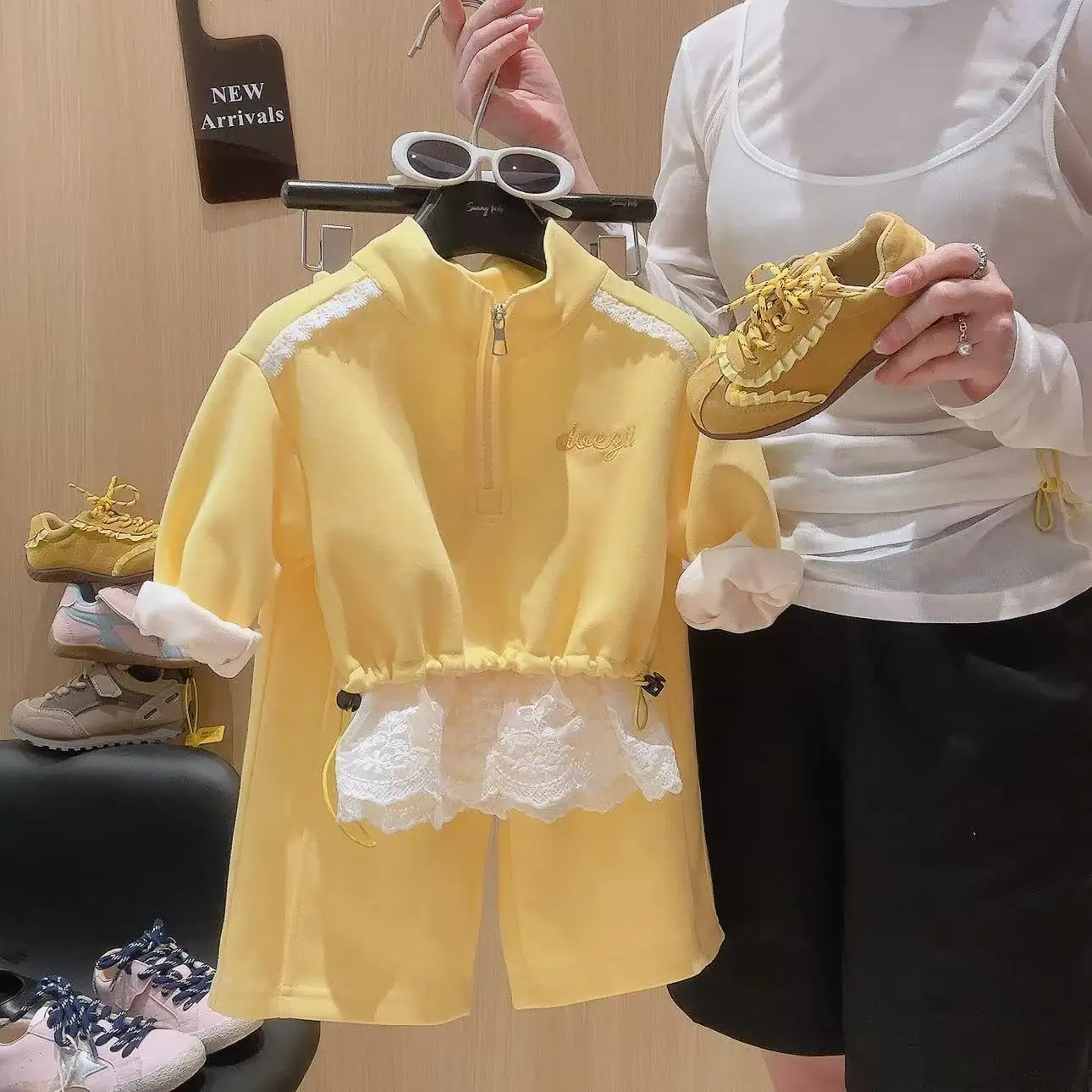 Conjunto niña manga larga con encaje – set holgado - imagen 3