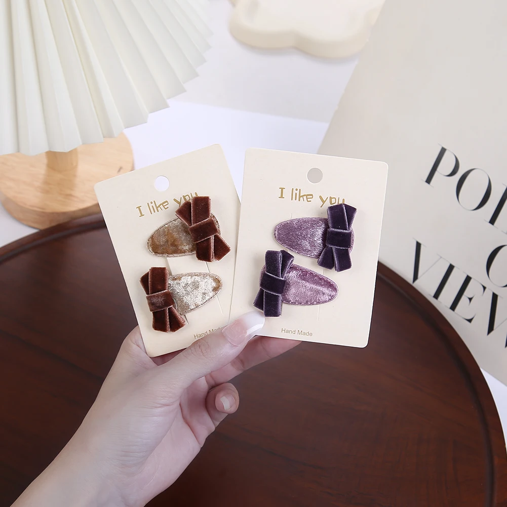 Mini pinzas para el pelo de terciopelo coreano para niñas recién nacidas, horquillas vintage, horquillas a presión de aleación, accesorios para el cabello para niños, 2 piezas por juego - imagen 4