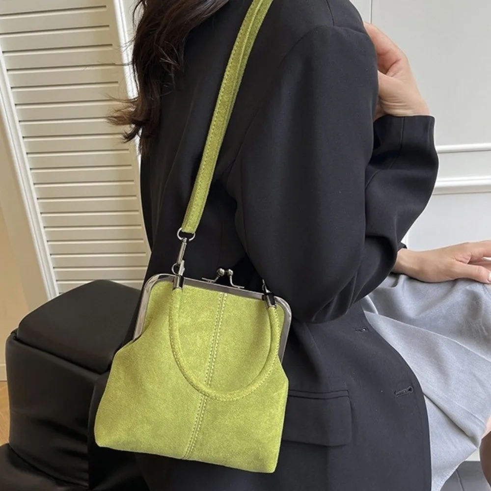Bolso de mano retro con cierre de beso y bandolera para niñas