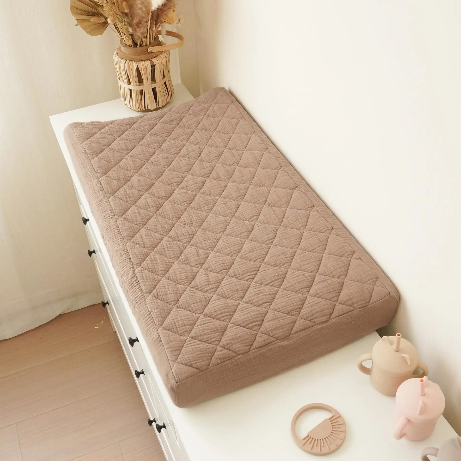 Sábana bajera de muselina de algodón suave y transpirable para bebé, Sábana para cuna de recién nacido, Sábana Universal de Color sólido, cubierta para cambiador acolchado para bebés - imagen 2