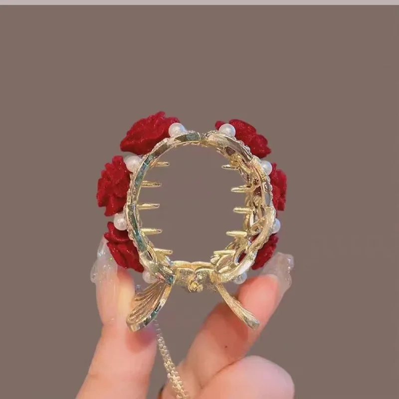 Pinza de garra con borla de rosa roja vintage para niñas: elegante accesorio para el cabello, soporte antideslizante para coletas altas, sin tirar del cabello. - imagen 4