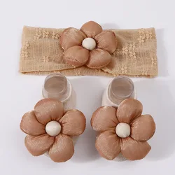 Diadema floral y calcetines de encaje para bebé recién nacido