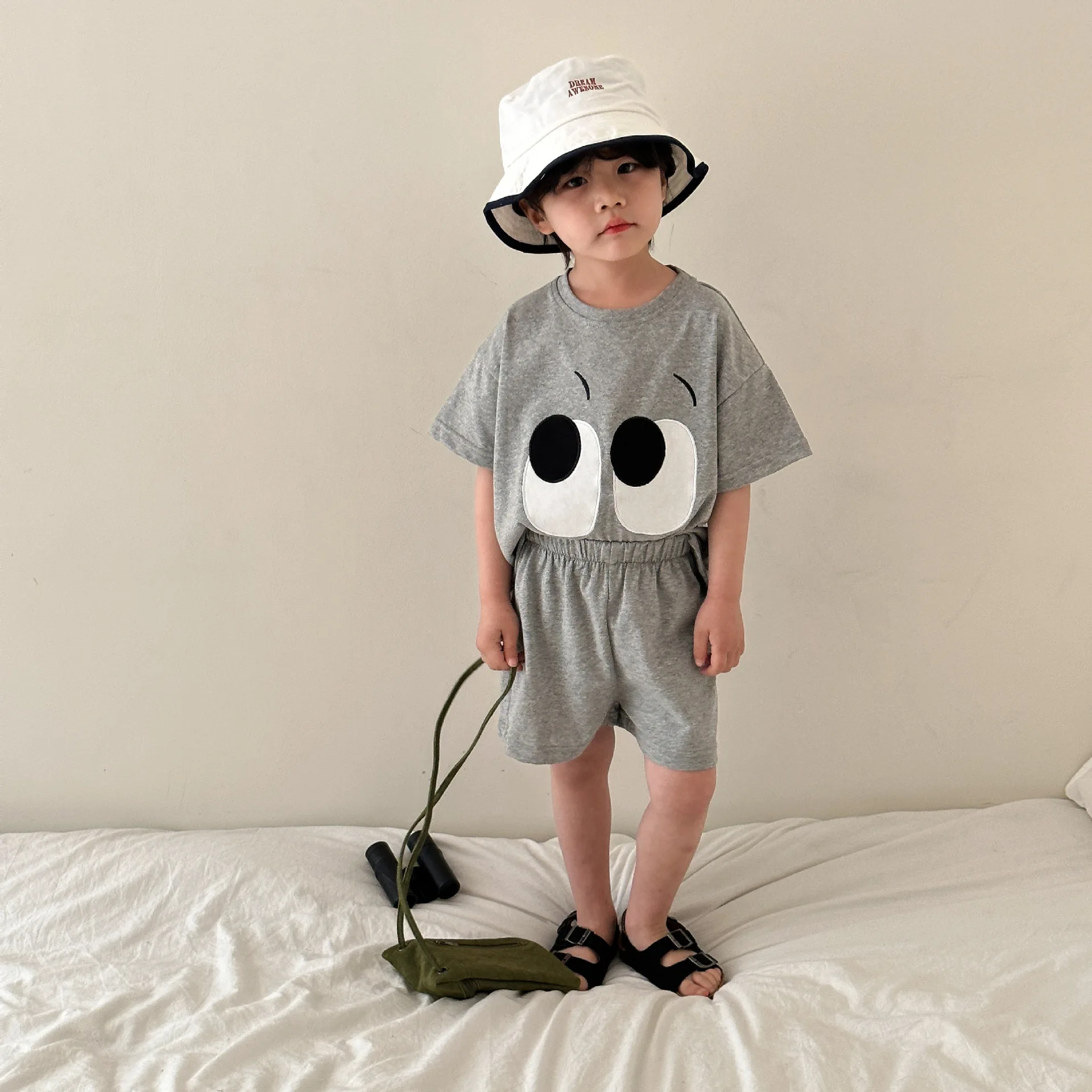 Chándal de algodón para niños con camiseta manga corta - imagen 5