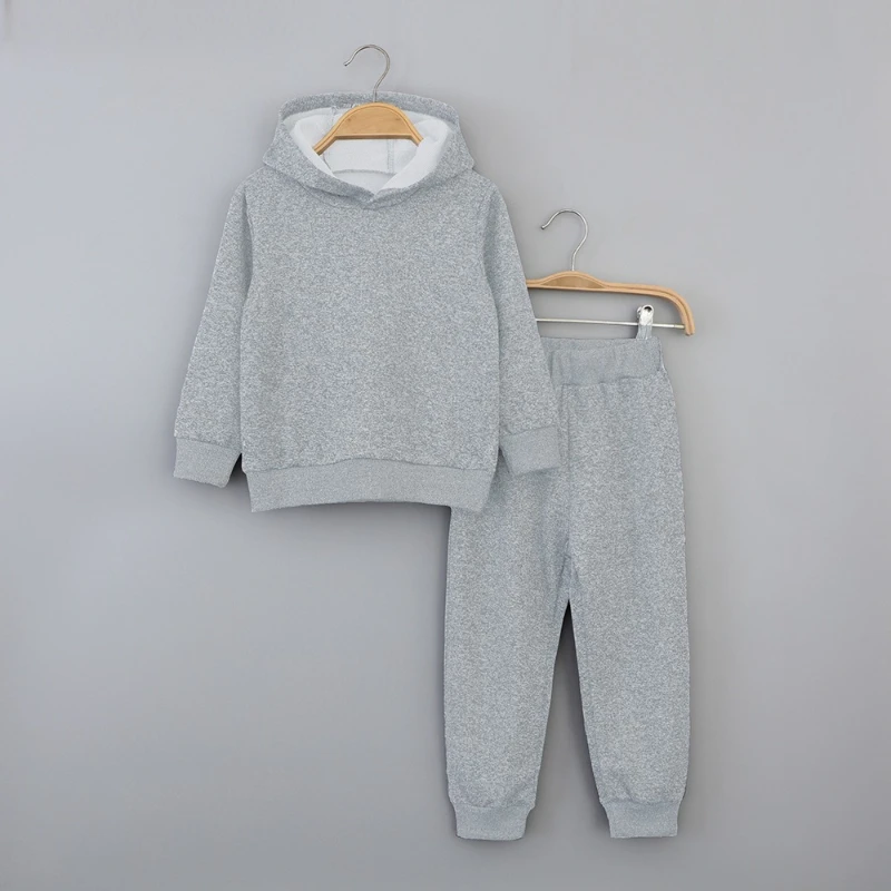 Conjunto chándal infantil sudadera con capucha y pantalón deportivo para niño - imagen 4