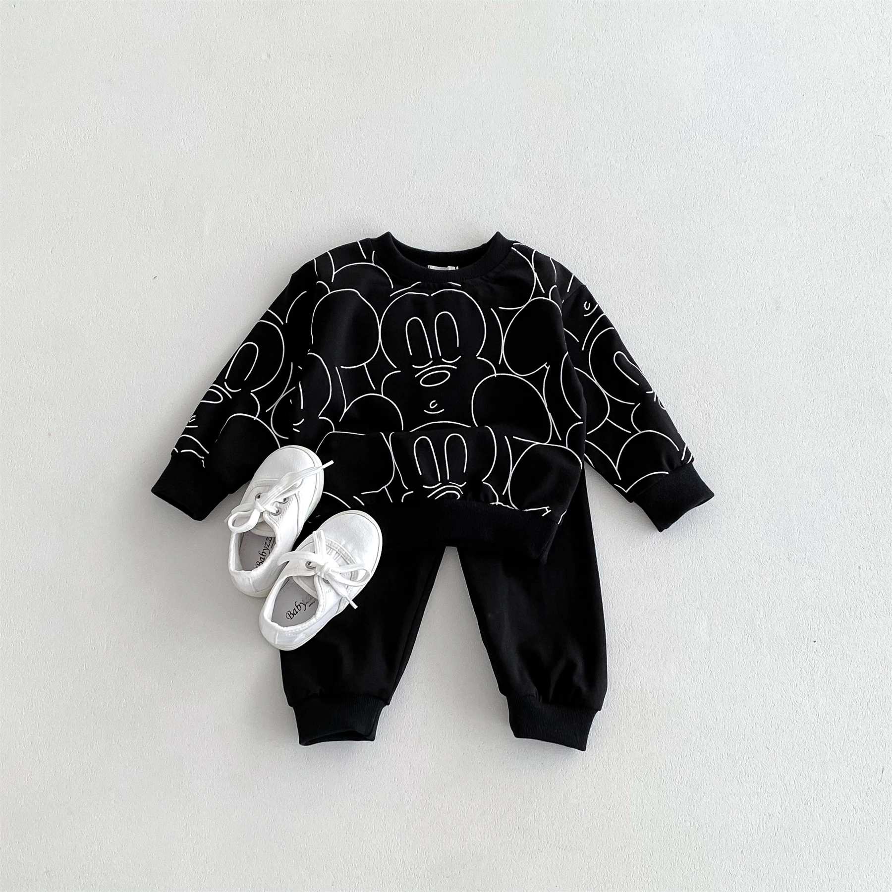 Color sólido de dos piezas niños Mickey Mouse Sudadera con capucha pantalones de chándal trajes niño 2025 otoño disfraz niños niñas chándales de manga larga