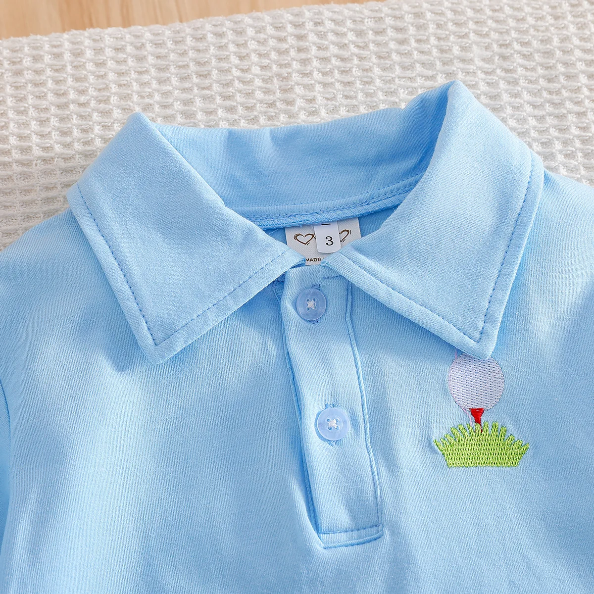 Conjunto veraniego de niño – Top azul y shorts a cuadros - imagen 2