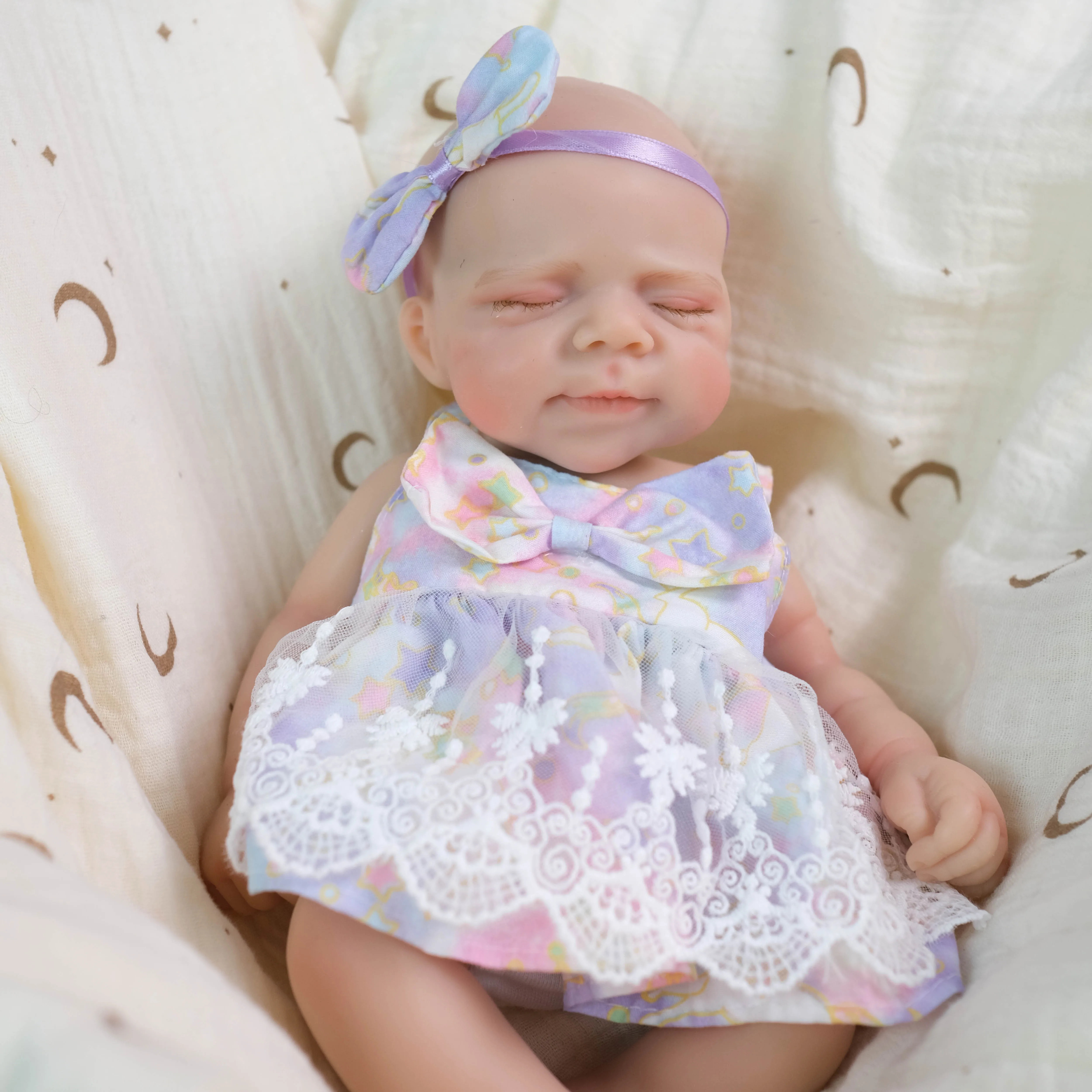 Muñeca reborn Pascale de silicona platino, bebé realista suave - imagen 3