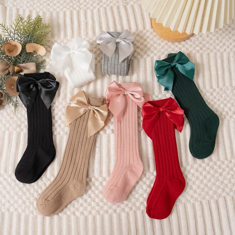 Calcetines para niñas, Otoño Invierno, niños, lazo grande hasta la rodilla, largos, suaves, lindos calcetines de Navidad para niños, calcetines rojos de algodón para recién nacidos de 0 a 8 años - imagen 2